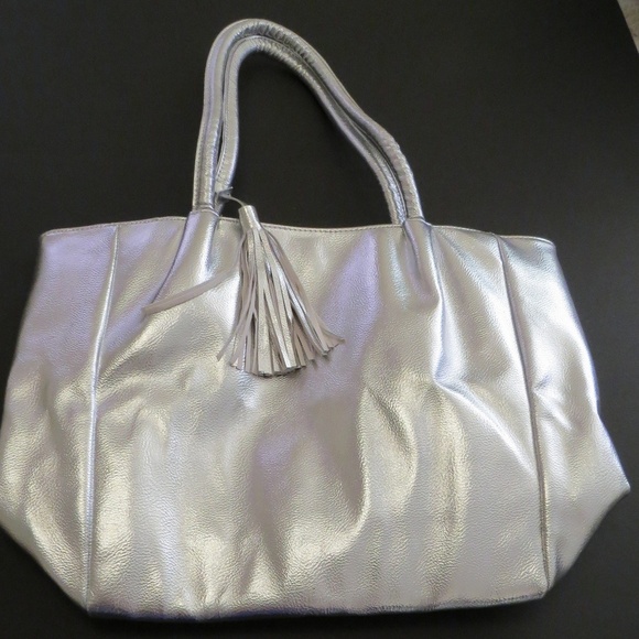 Ultra Chi Silver Shimmer Tote Bag - Picture 1 of 7